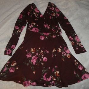 Flower V-dress